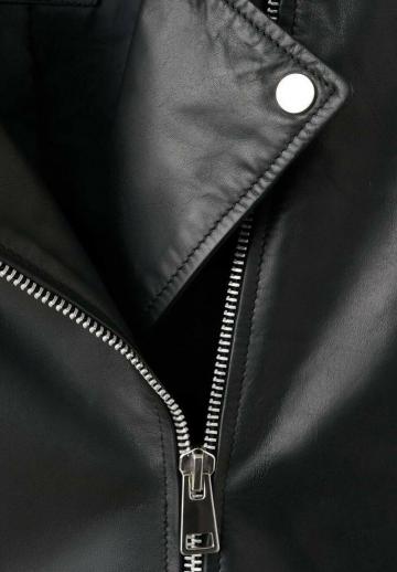 Байкерская куртка