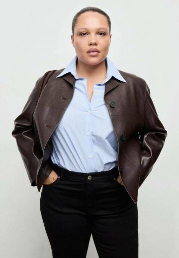 Короткая куртка