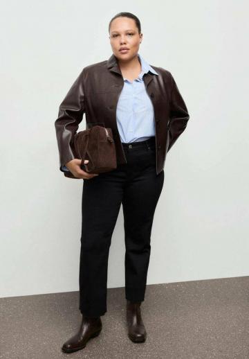 Короткая куртка