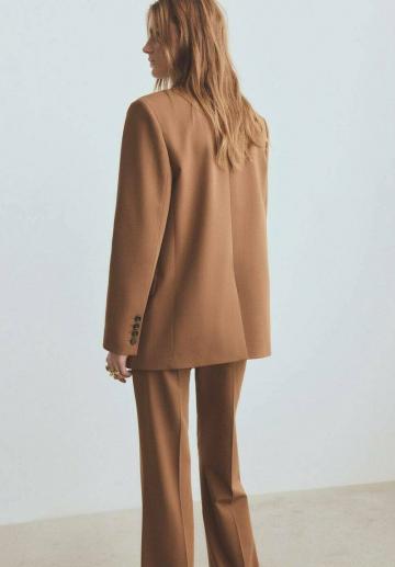 Короткое пальто