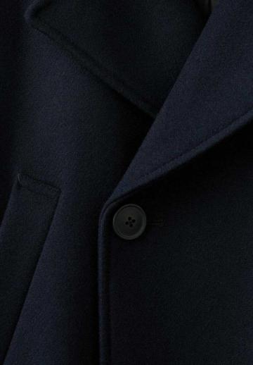 Короткое пальто