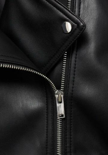 Байкерская куртка