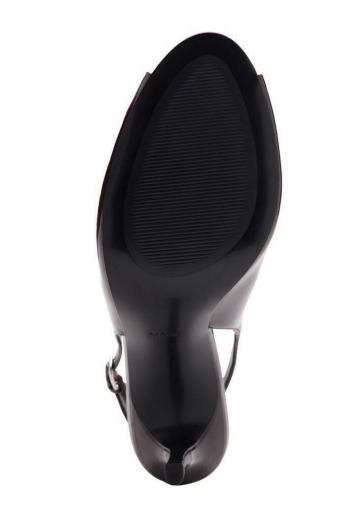 Туфли с открытым носом