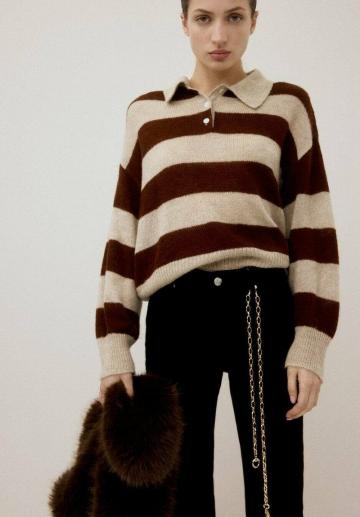 Пуловер с воротником поло