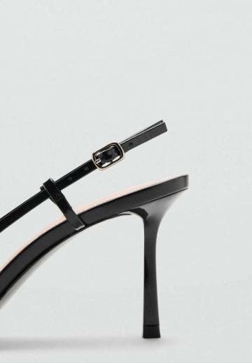 Туфли на высоком каблуке