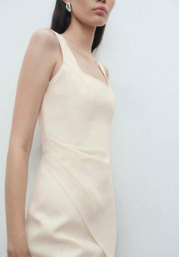 Короткое платье