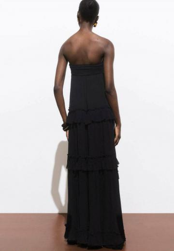 Платье без бретелек