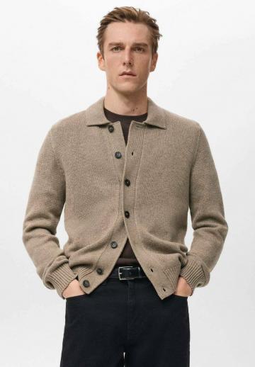 Вязаная кофта