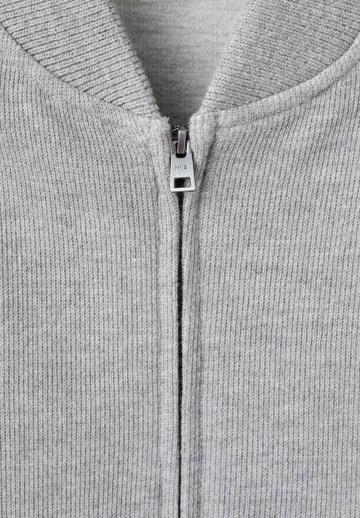 Куртка бомбер