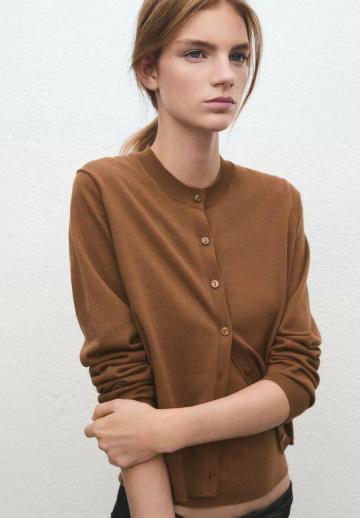 Вязаная кофта