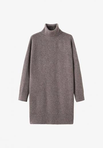 Вязаное платье