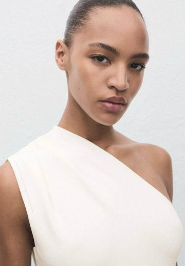 Вязаное платье