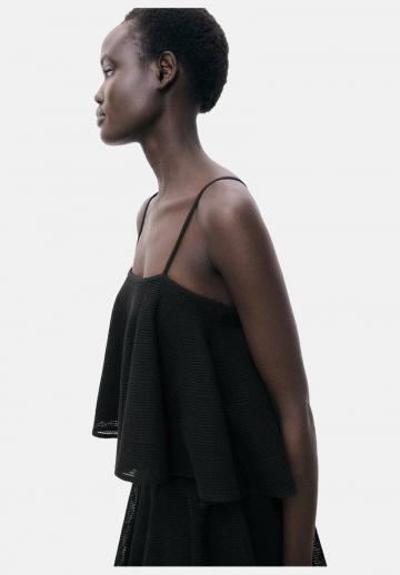 Вязаное платье