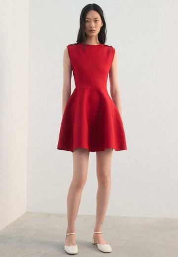 Вязаное платье