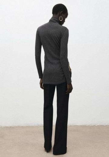 Длинный пуловер