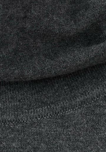 Длинный пуловер