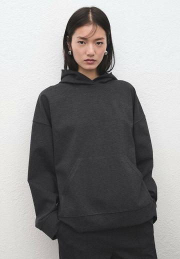 Пуловер с капюшоном