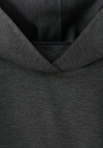 Пуловер с капюшоном