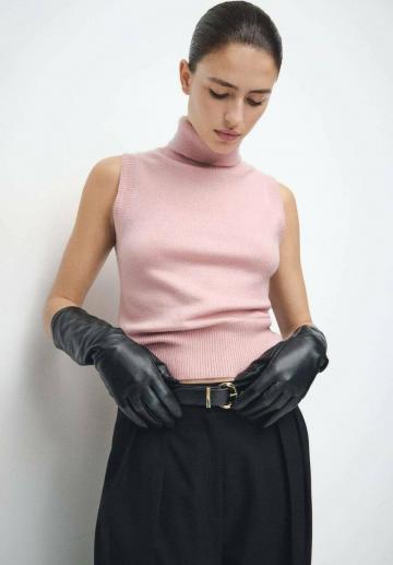 Пуловер без рукавов