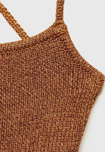 Топ на бретельках