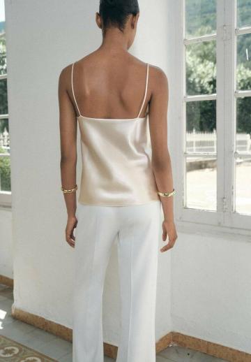 Топ на бретельках