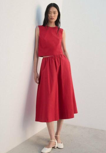 Блузка без рукавов