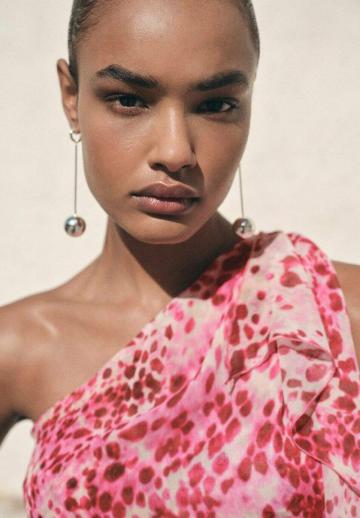 Топ на одно плечо