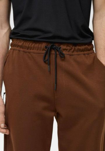 Спортивные штаны