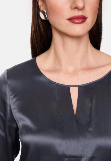 Шелковая блузка