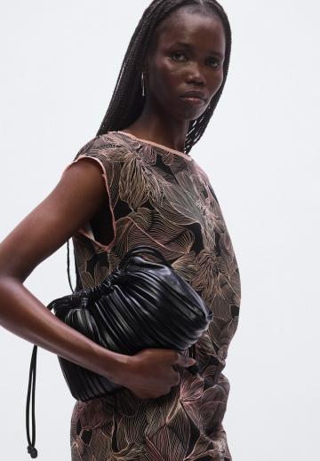 Платье футляр