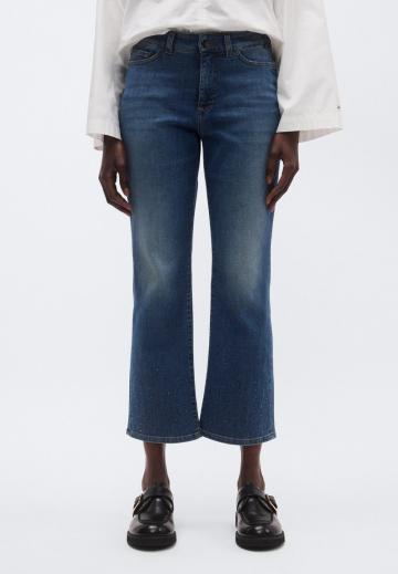 Короткие джинсы