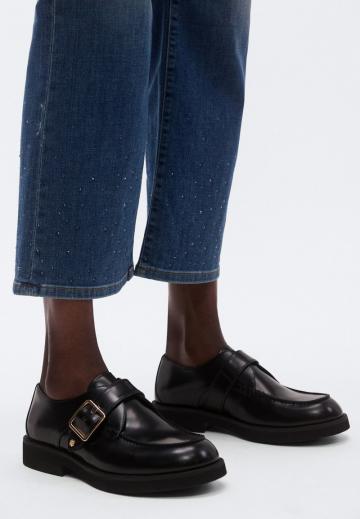 Короткие джинсы