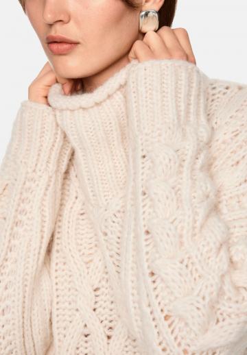 Длинный пуловер