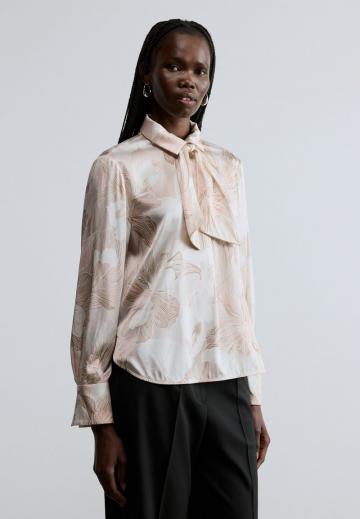 Шелковая блузка