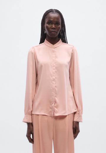 Атласная блузка