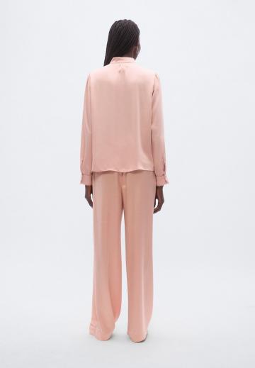 Атласная блузка