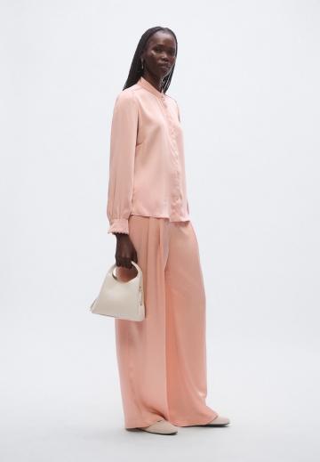 Атласная блузка