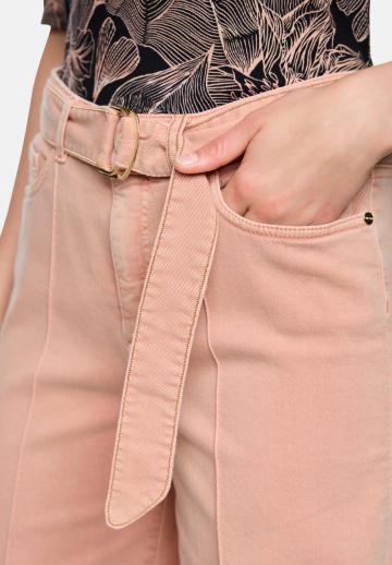 Клешеные джинсы