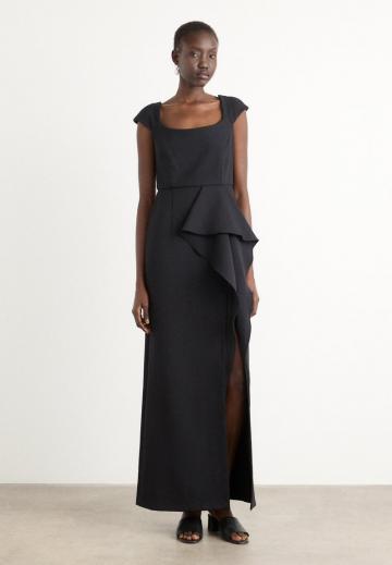 Длинное платье