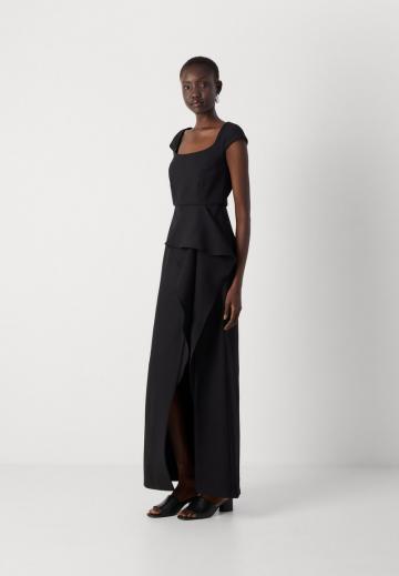 Длинное платье