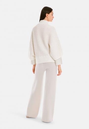 Вязаный жилет