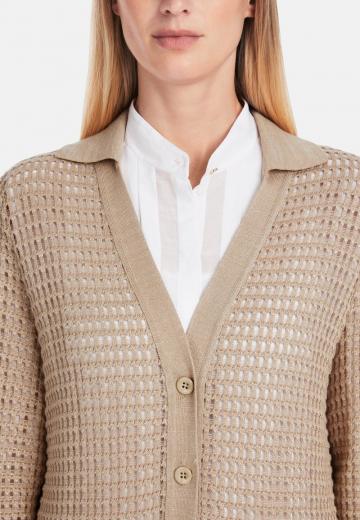 Длинный жилет