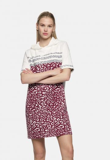 Короткое платье