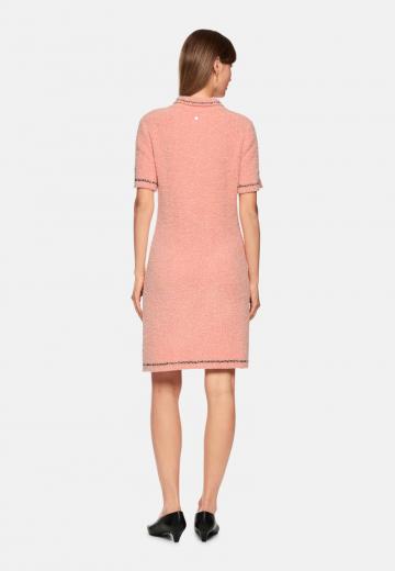 Вязаное платье