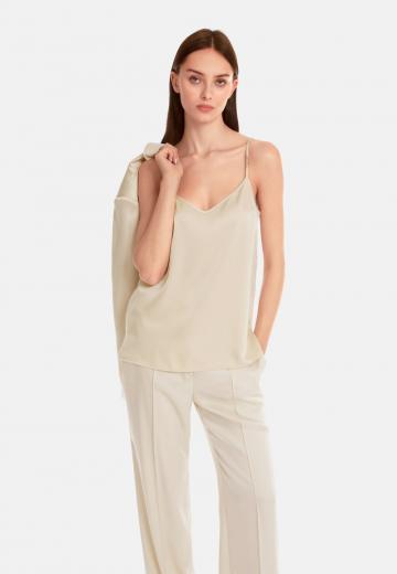 Топ на бретельках