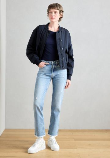 Короткие джинсы