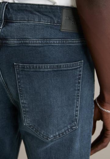 Узкие джинсы