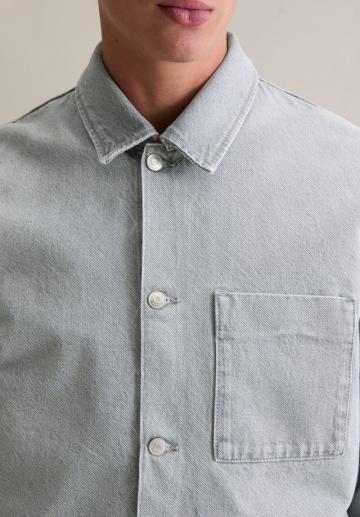 Джинсовая куртка