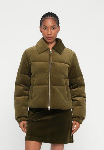 Вельветовая куртка