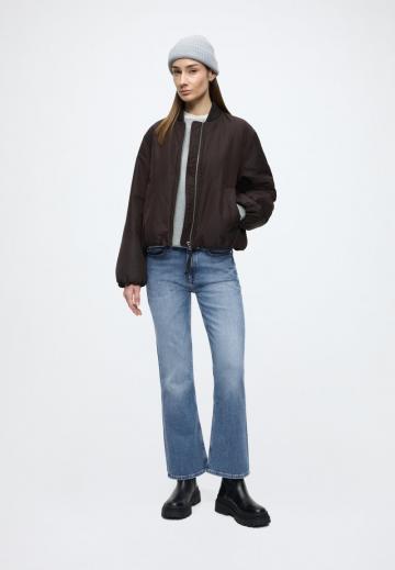 Клешеные джинсы